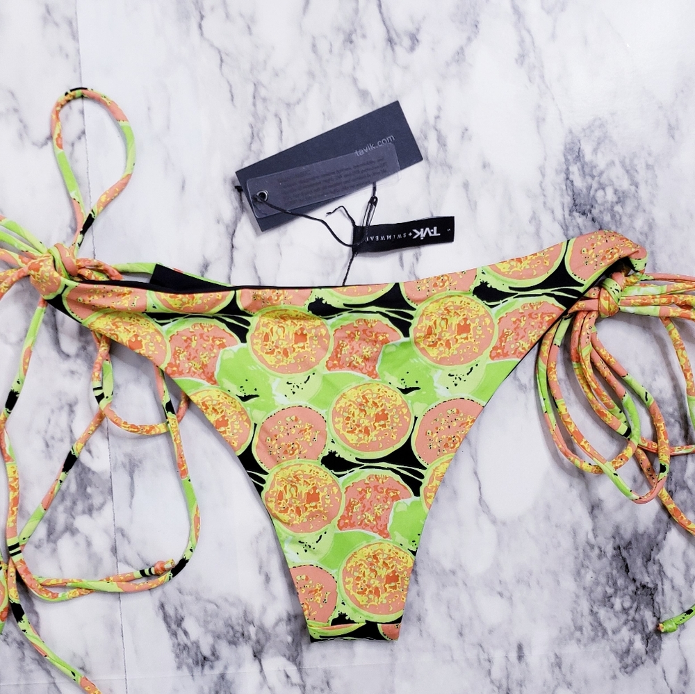 Tavik Reversible Bikini Bottom Adjustable Side Ties for perfect fit. Size Large